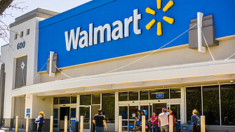 Walmart ще затвори три от своите технологични центрове в САЩ като