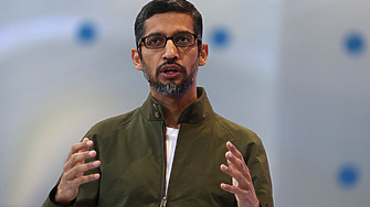 Google кара служители да коригират грешните отговори на чатбота Bard AI