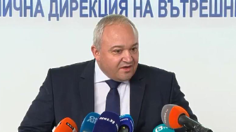 Машинният вот ще се проведе безпроблемно, увери министър Демерджиев