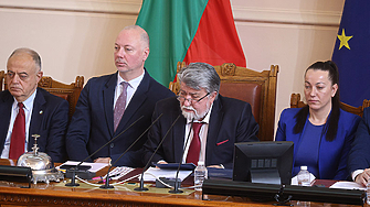 Вежди Рашидов ще води депутатска листа на предстоящите избори съобщи