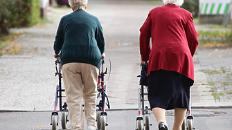 Броят на осигурените за втора пенсия нарасна със 70 000 през 2022 г.
