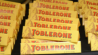 Компанията Mondelez International ще преработи шоколадите Toblerone и ще премахне