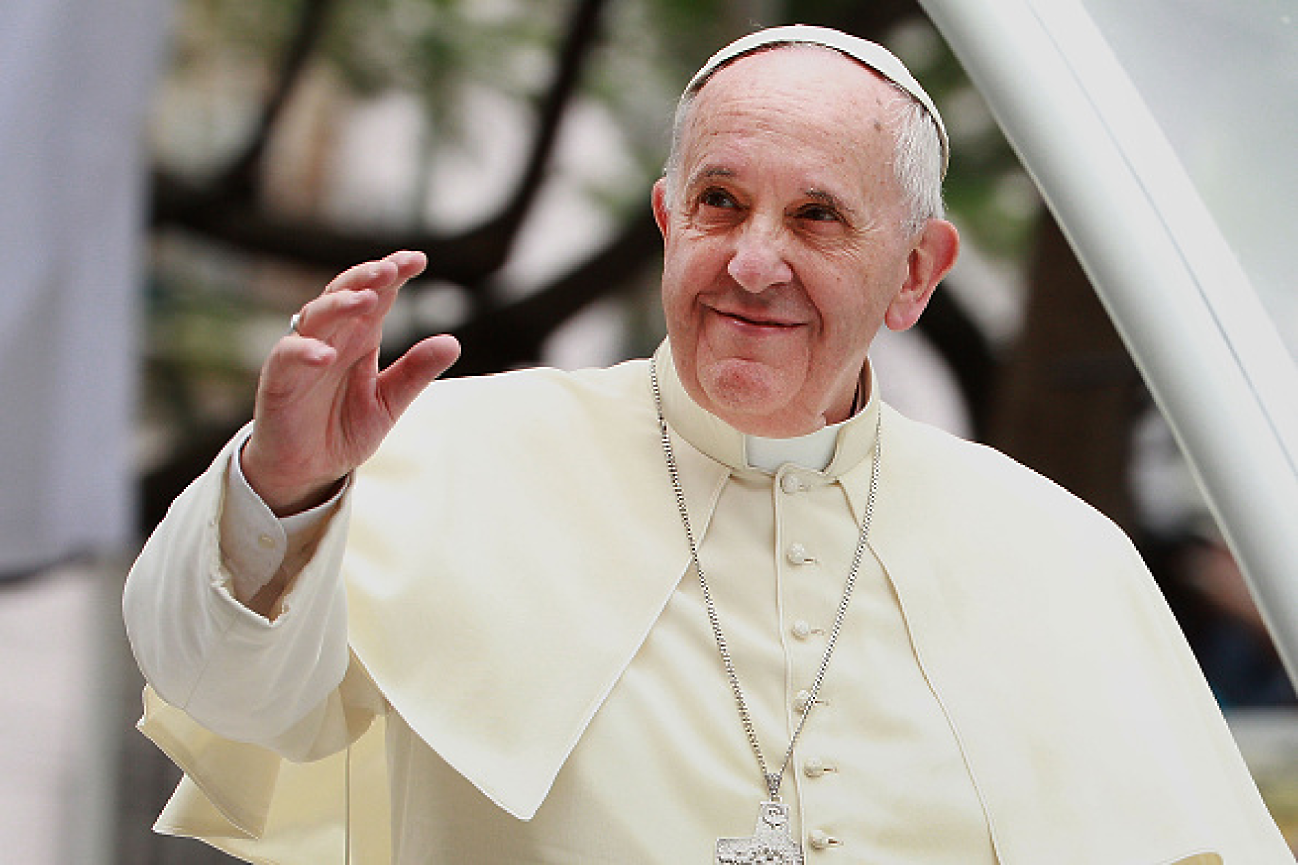 Папа Франциск отряза кардиналите от безплатните им имоти