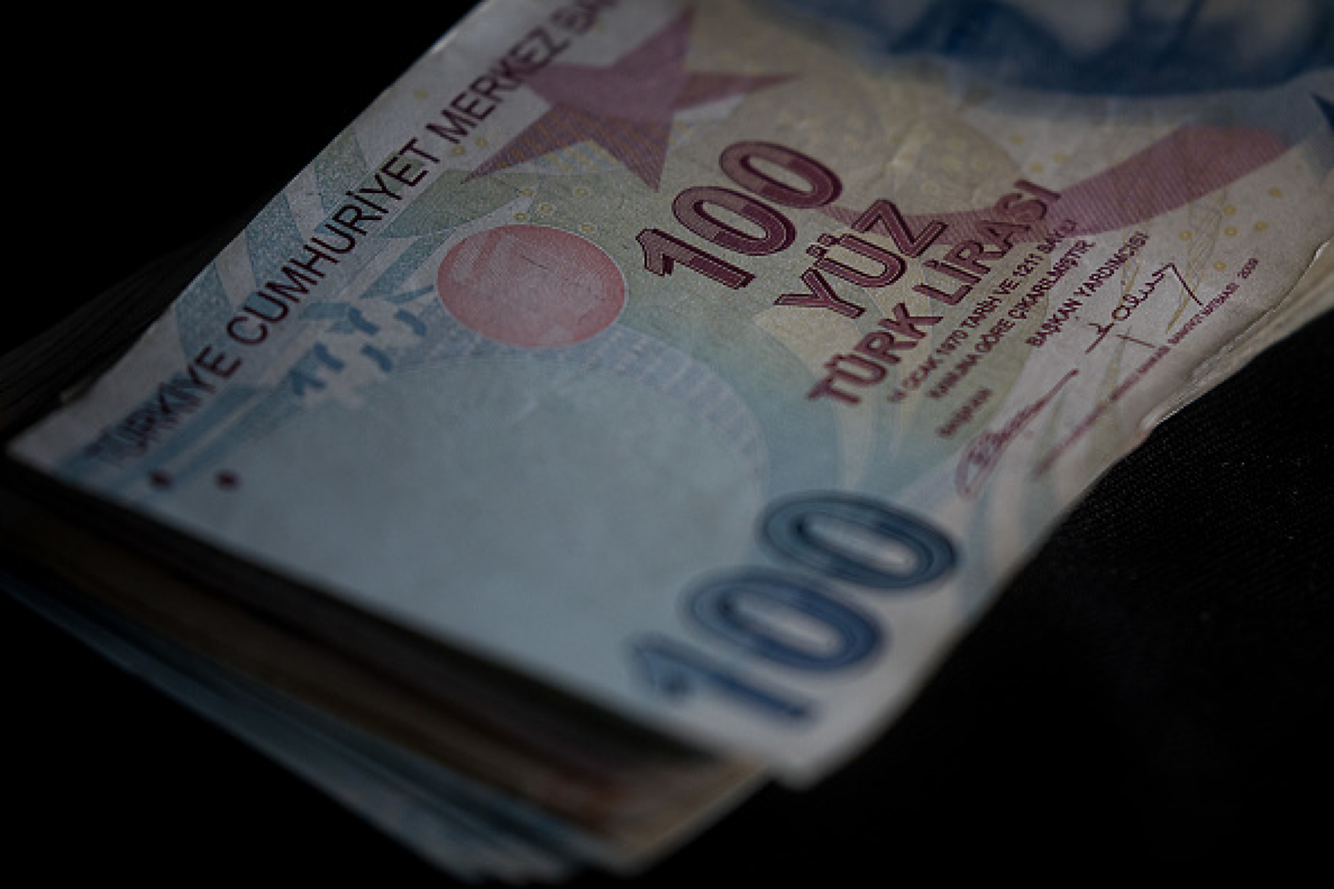 Саудитска Арабия инжектира 5 млрд. долара в турската лира 