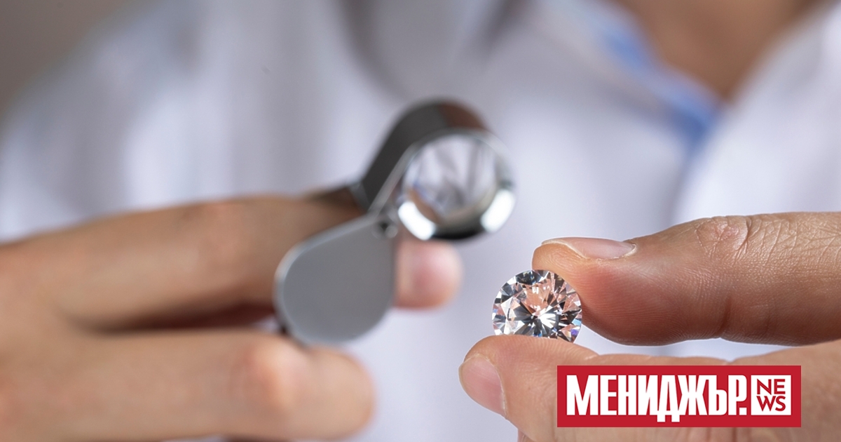Компанията за добив на диаманти De Beers продаде диаманти на