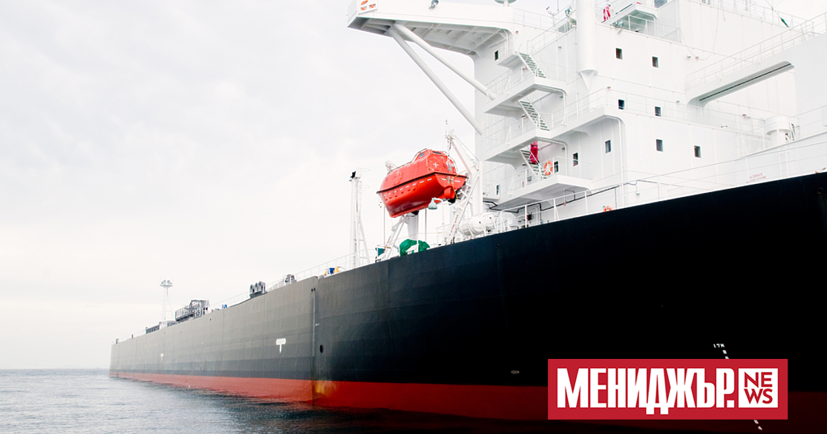 Албанската полиция задържа танкер, плаващ под флага на Либерия, който
