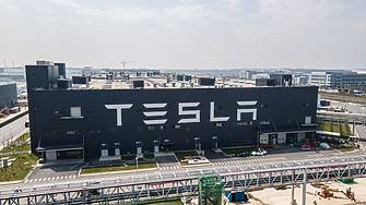 Tesla планира да построи нов завод в Мексико присъединявайки се