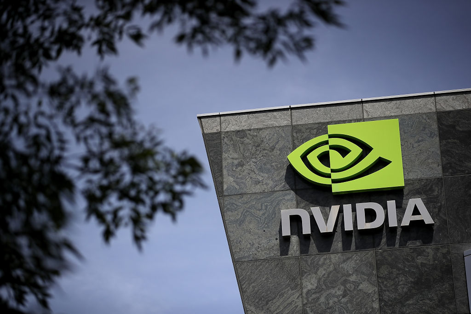 Nvidia променя версия на водещия си процесор, за да може да изнася в Китай 