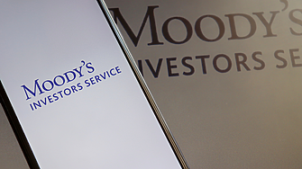 Мудис постави под наблюдение кредитните рейтинги на шест американски регионални банки