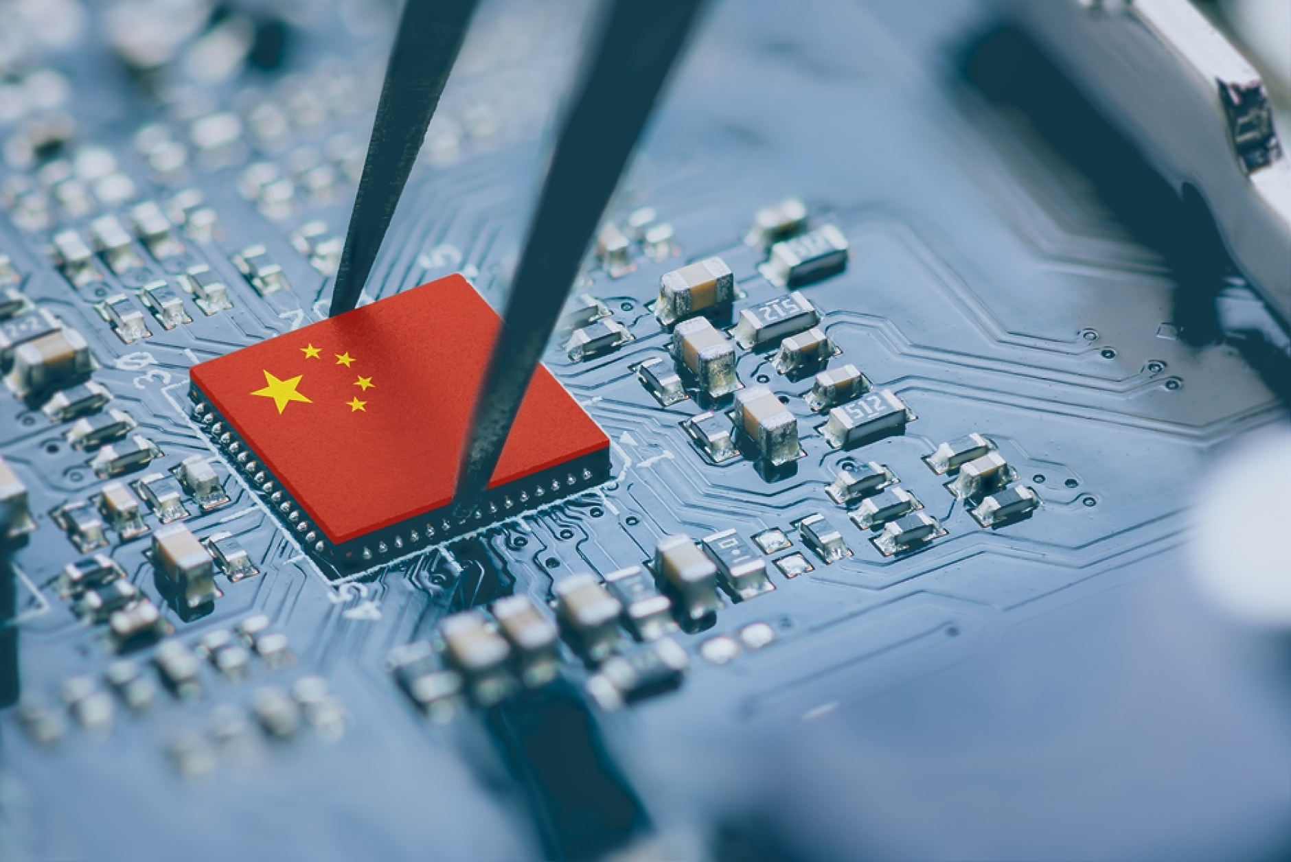 Huawei: Китайската индустрия за чипове ще се възроди в резултат на американските санкции