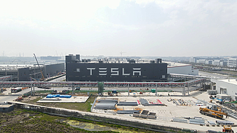 Заводът на „Тесла“ в Шанхай е произвел 48% повече коли за година