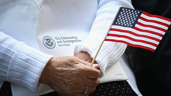 САЩ увеличават таксите за кандидатстване за някои неимигрантски визи 