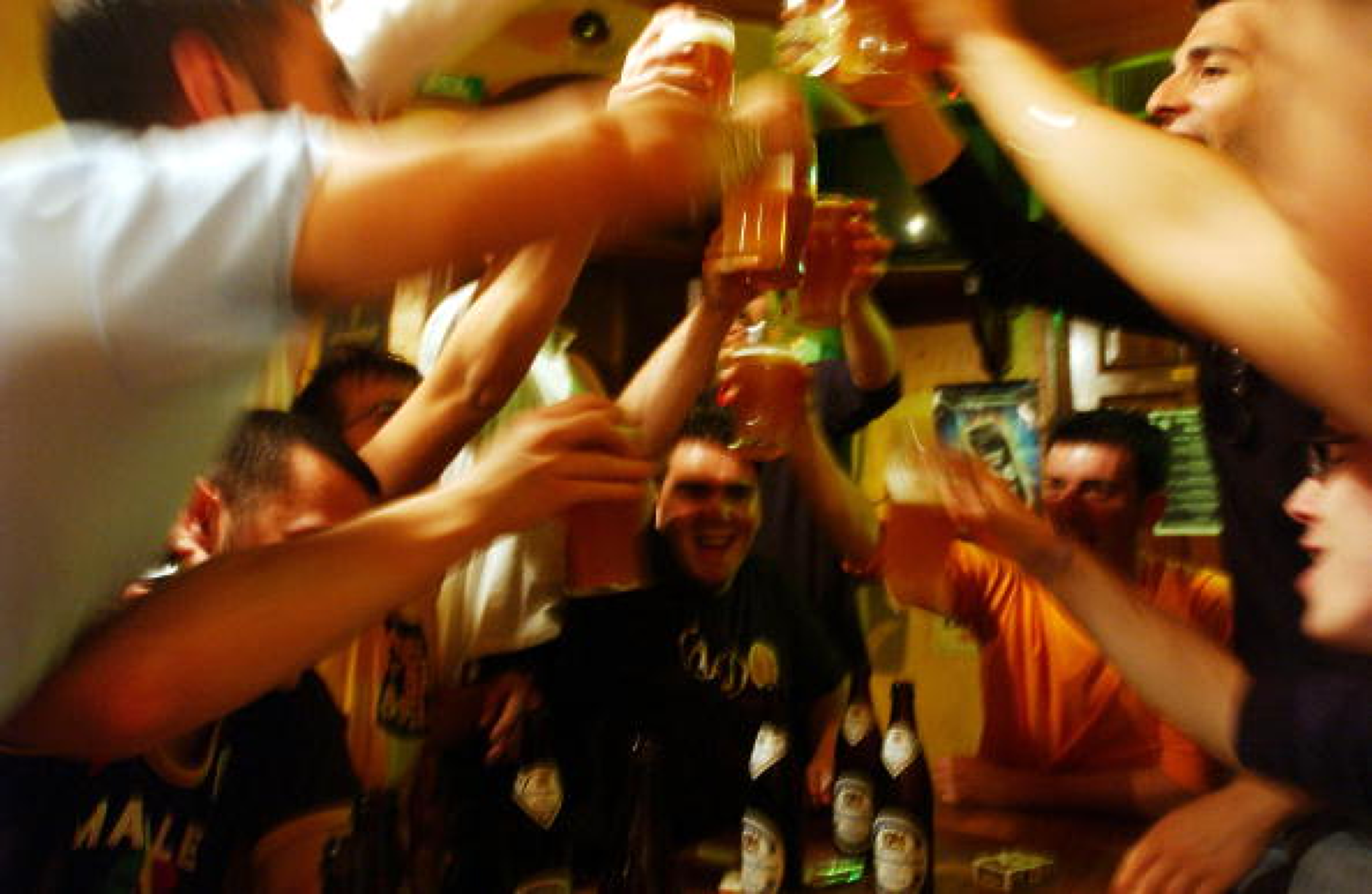 Амстердам започна кампания срещу пиянските уикенди на млади британци
