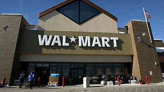 Американският ритейлър Walmart Inc планира да постави станции за зареждане
