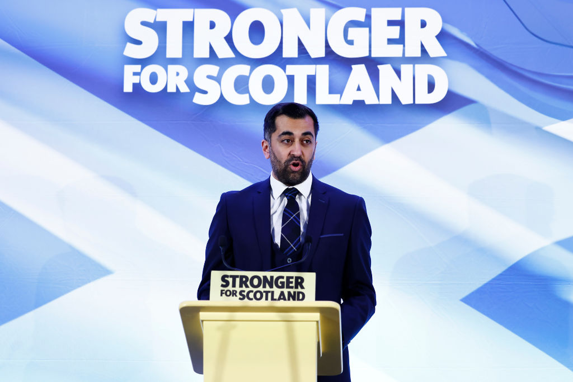 37-годишен син на имигранти поема управлението на водещата партия в Шотландия