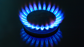 Цената на природния  газ през април се очаква да поевтинее