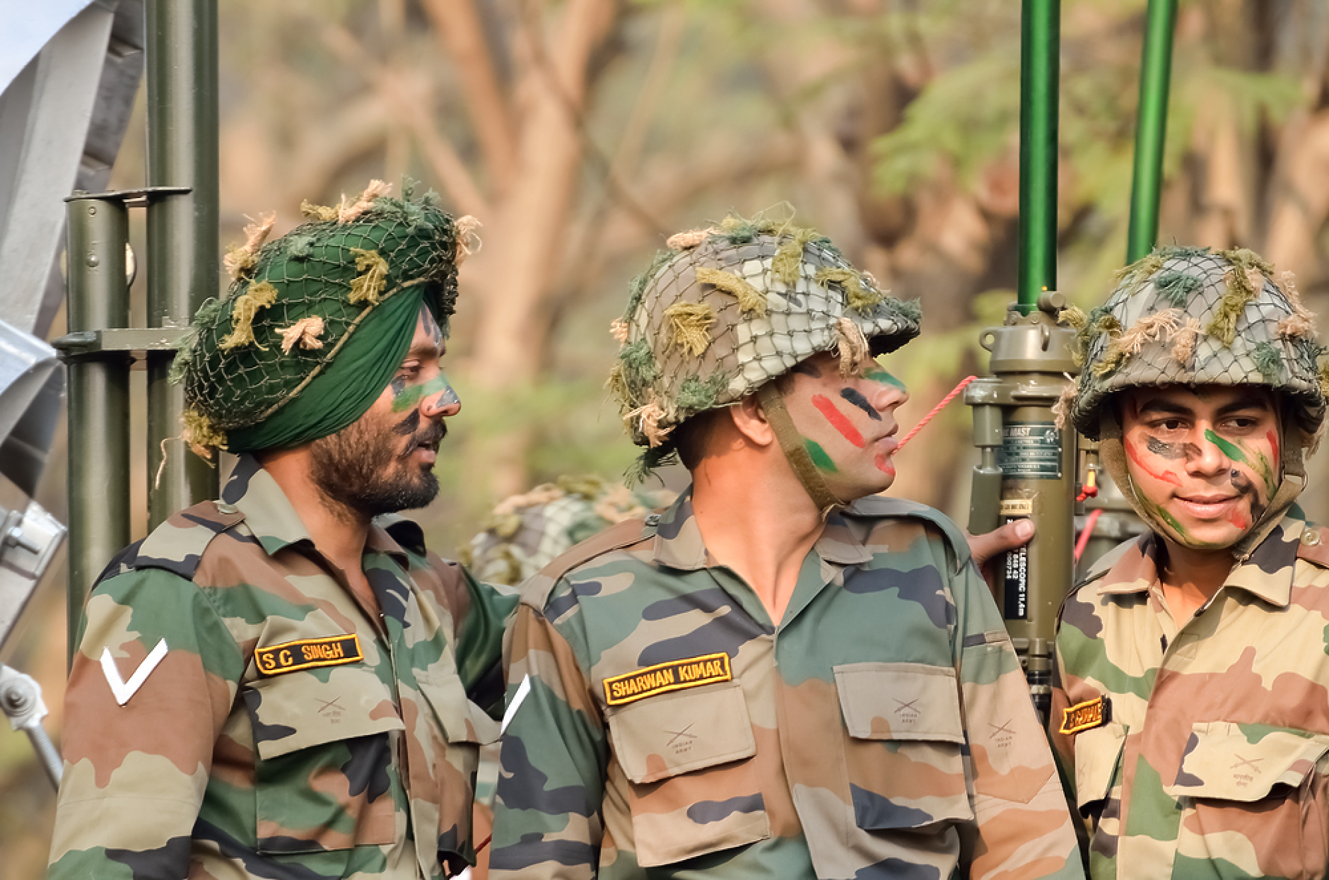 Индия сменя част от мулетата в армията си с роботи