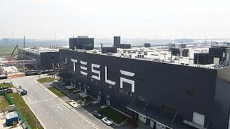 Компанията за производство на електрически автомобили Tesla съобщи че ще
