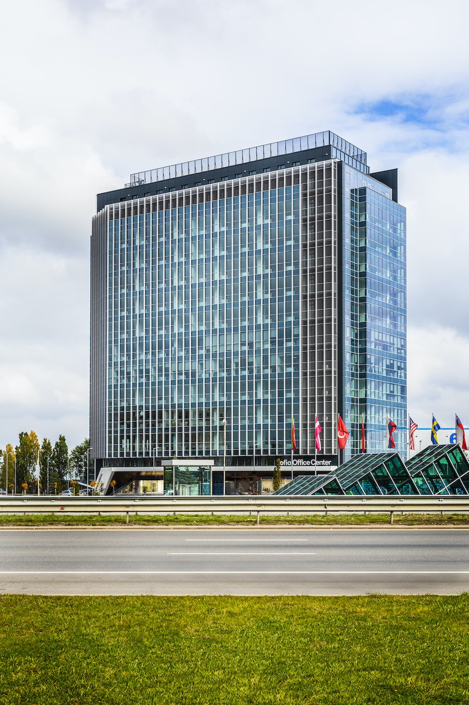 EuroProperty завърши най-голямата имотна сделка за 2023 г. до момента с продажбата на Sofia Office Center