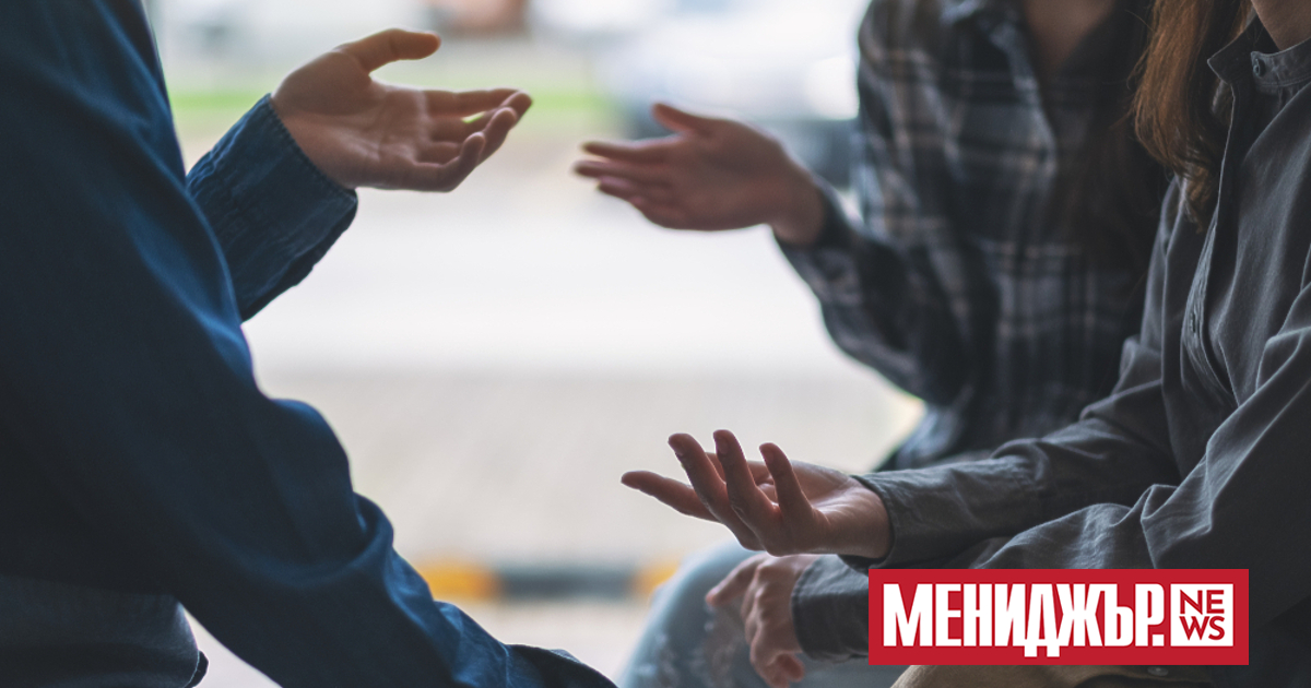 Когато хората лъжат, очите им се движат бързо в различни посоки.