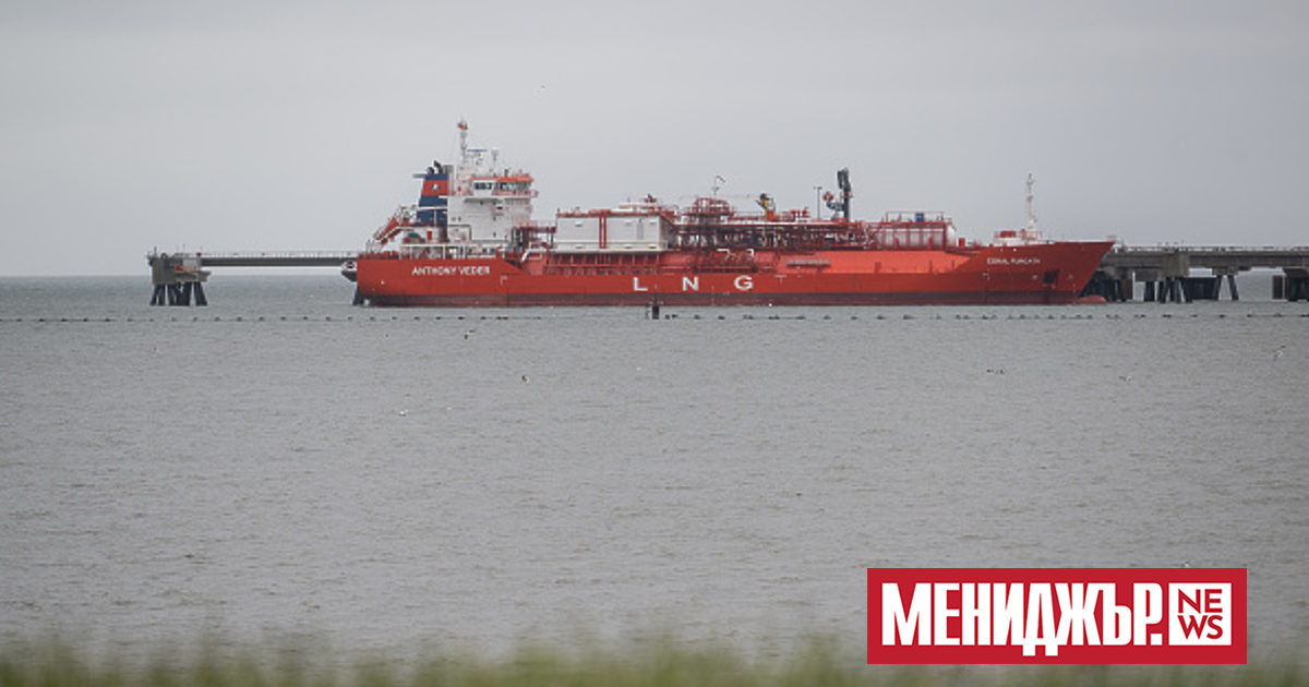 В Турция пристигна първият танкер с втечнен природен газ за