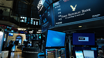 First Republic и американските регулатори търсят изход за стабилизиране на банката