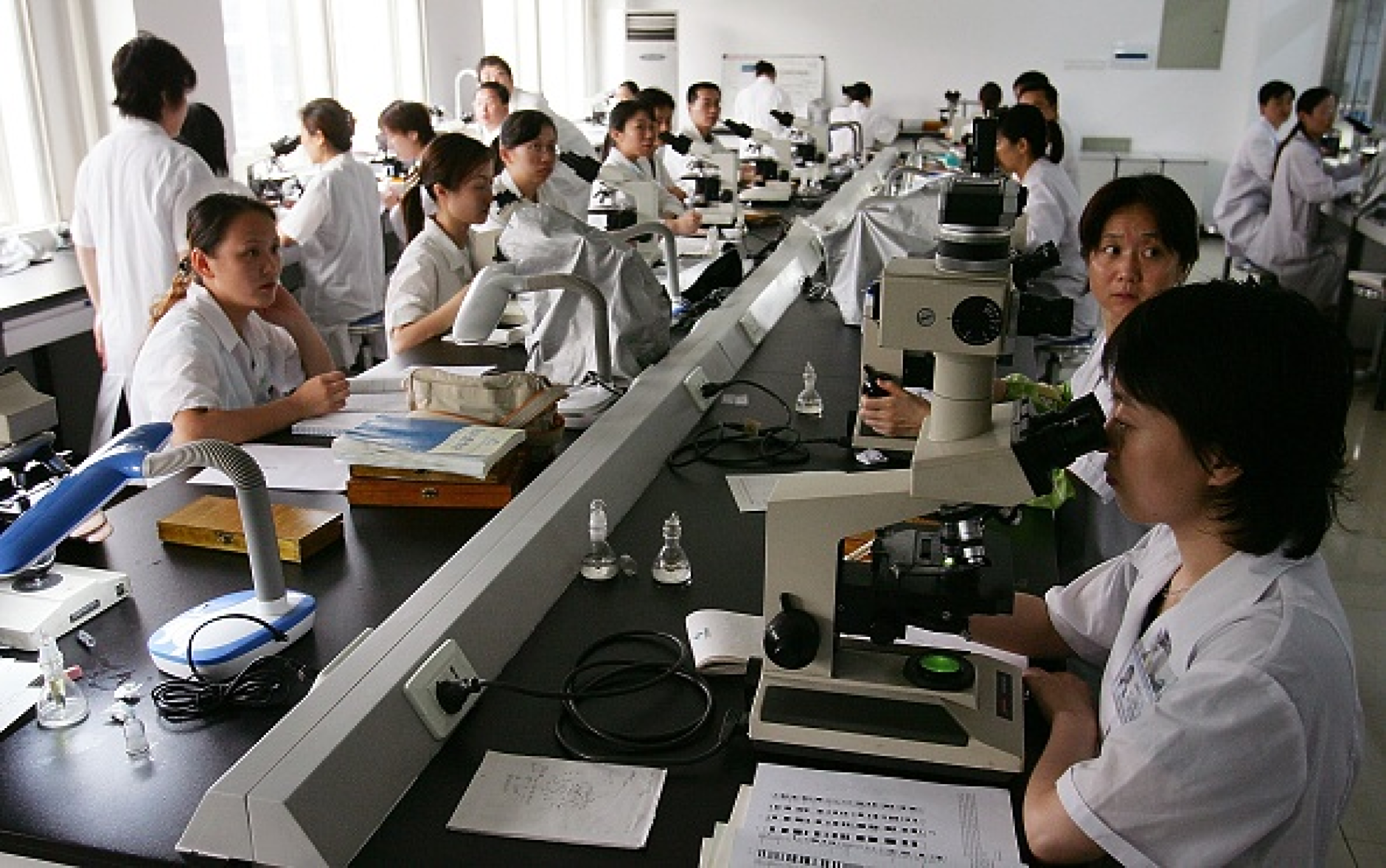 Китай въвежда специални стимули за таланти в науката и технологиите