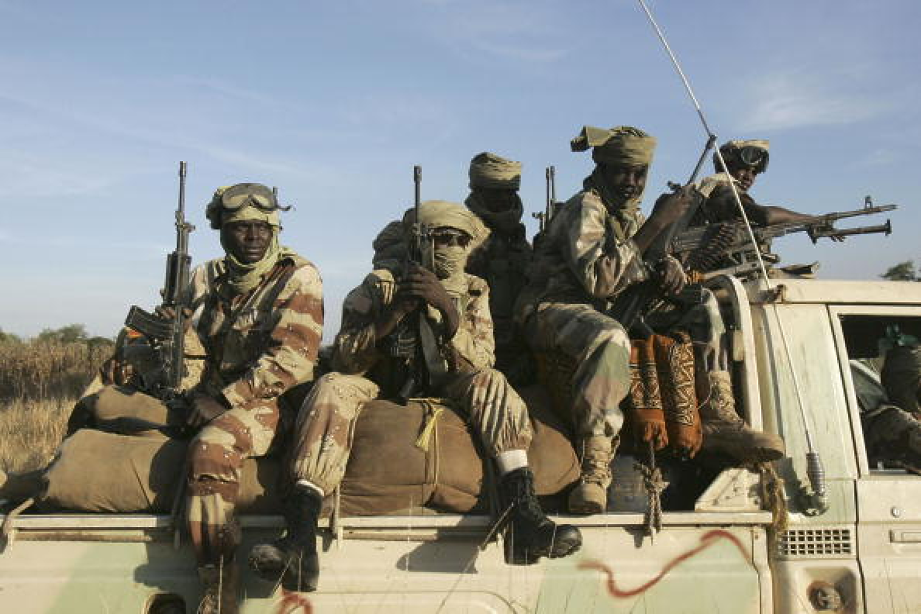 Хаос с десетки убити и стотици ранени при размирици в Судан