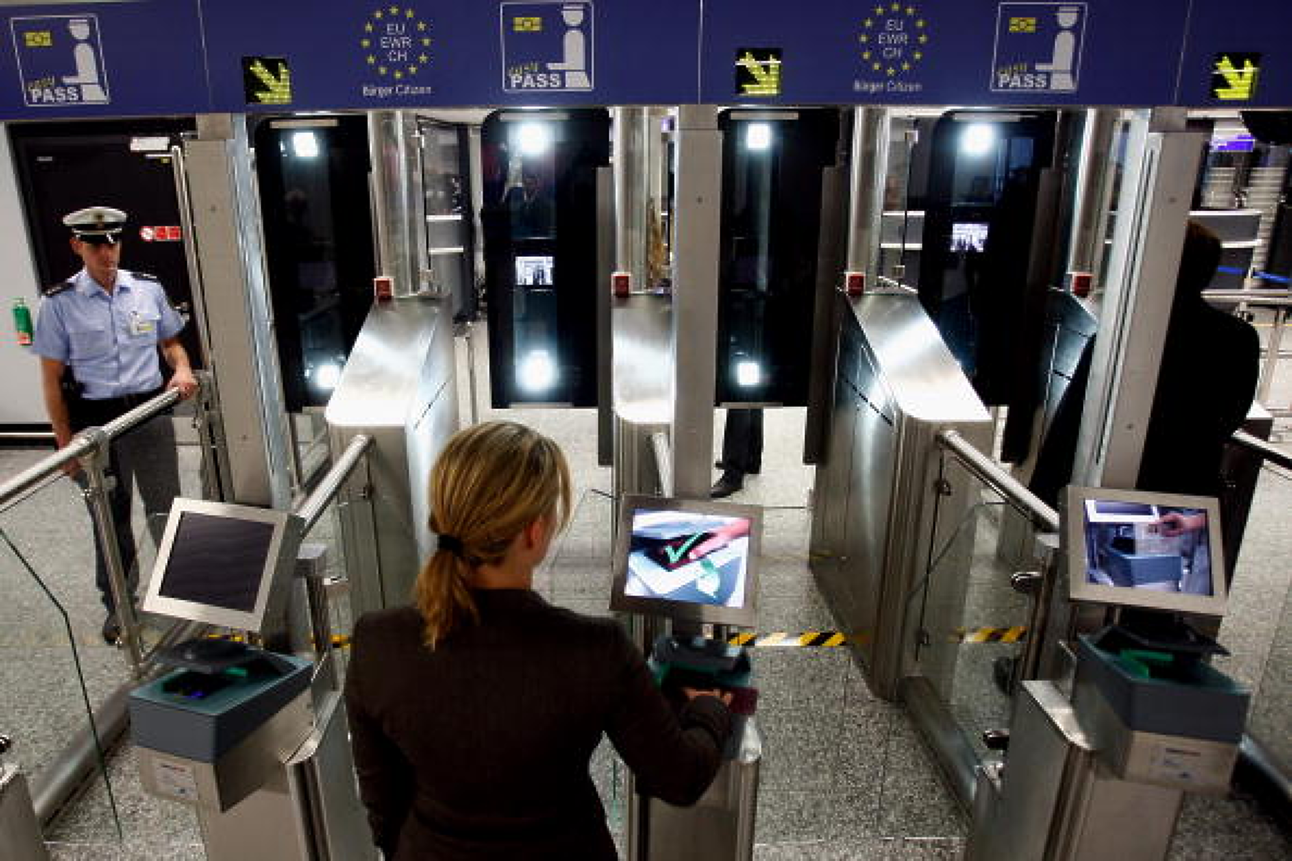 Стачка на служители по сигурността блокира летища в Германия