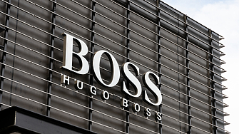 Дрехите на германската модна къща Hugo BOSS са скъпи популярни