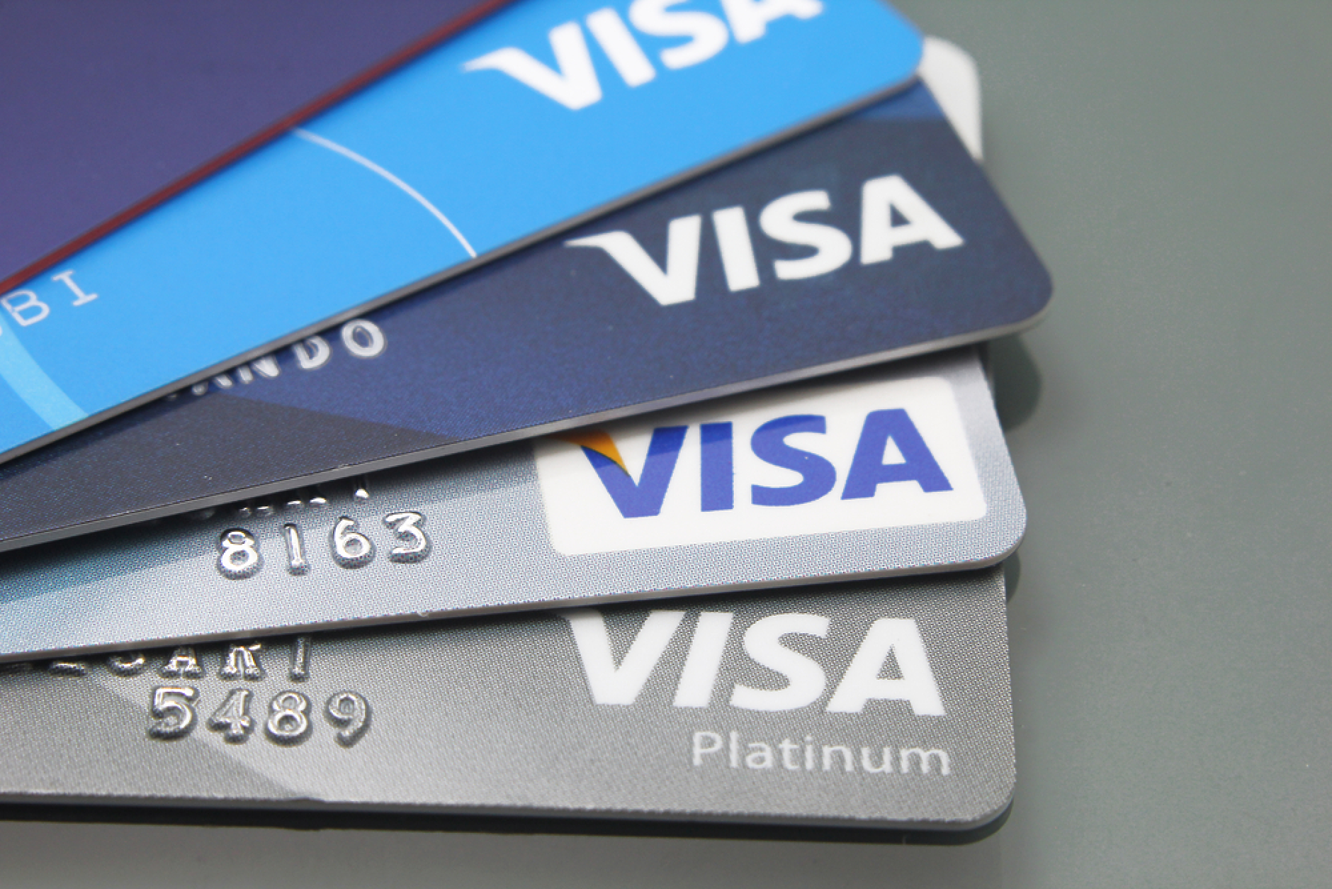 Visa увеличи приходите си с 11% до близо 8 млрд. долара 