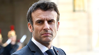 Френският президент Еманюел Макрон е популярен само сред 26 от