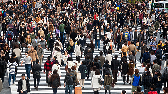 Населението на Япония е намаляло с 556 000 души през