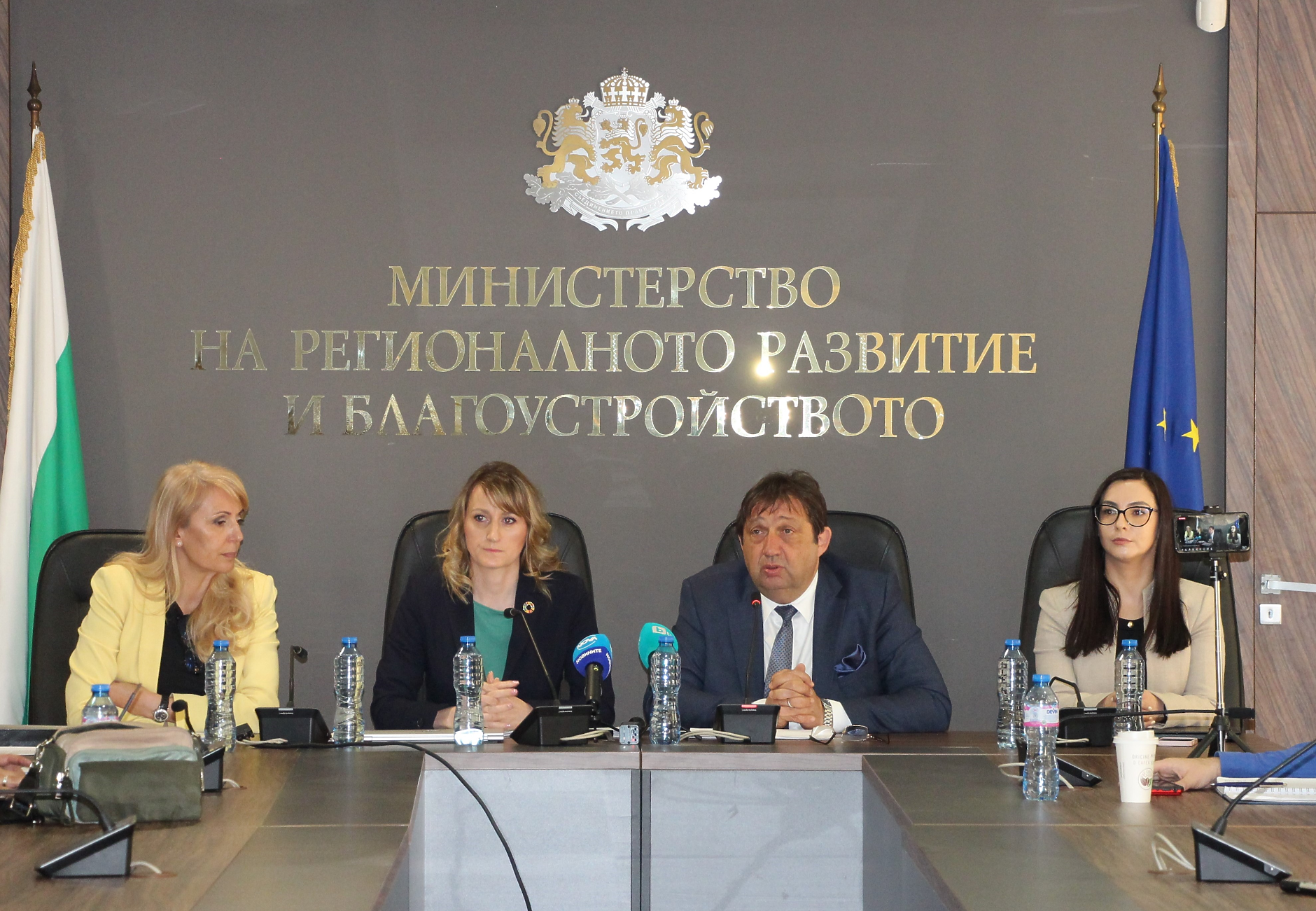 МРРБ налага финансови корекции за 90 млн. лв. по програма за ВиК проекти