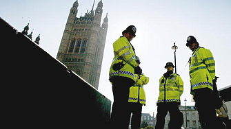 Лондон се готви да даде допълнителни правомощия на полицията при протести