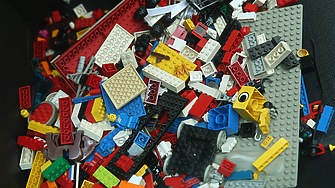  Неизвестно за известните: Овдовял дърводелец с четирима синове създава империята  Lego 
