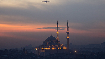 Турция затвори въздушното си пространство за самолети на арменски авиокомпании
