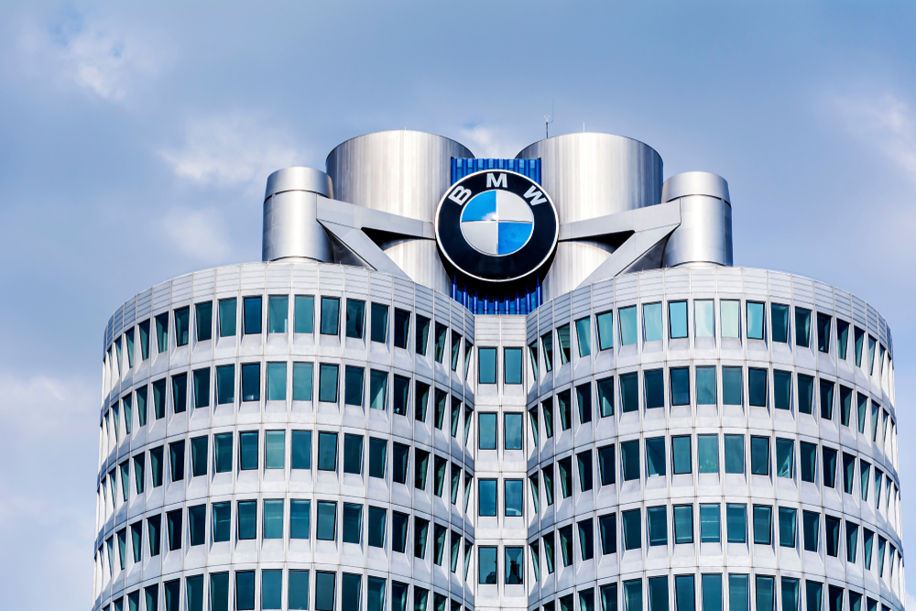 BMW подготвя нова програма за обратно изкупуване на акции за 2 млрд. евро