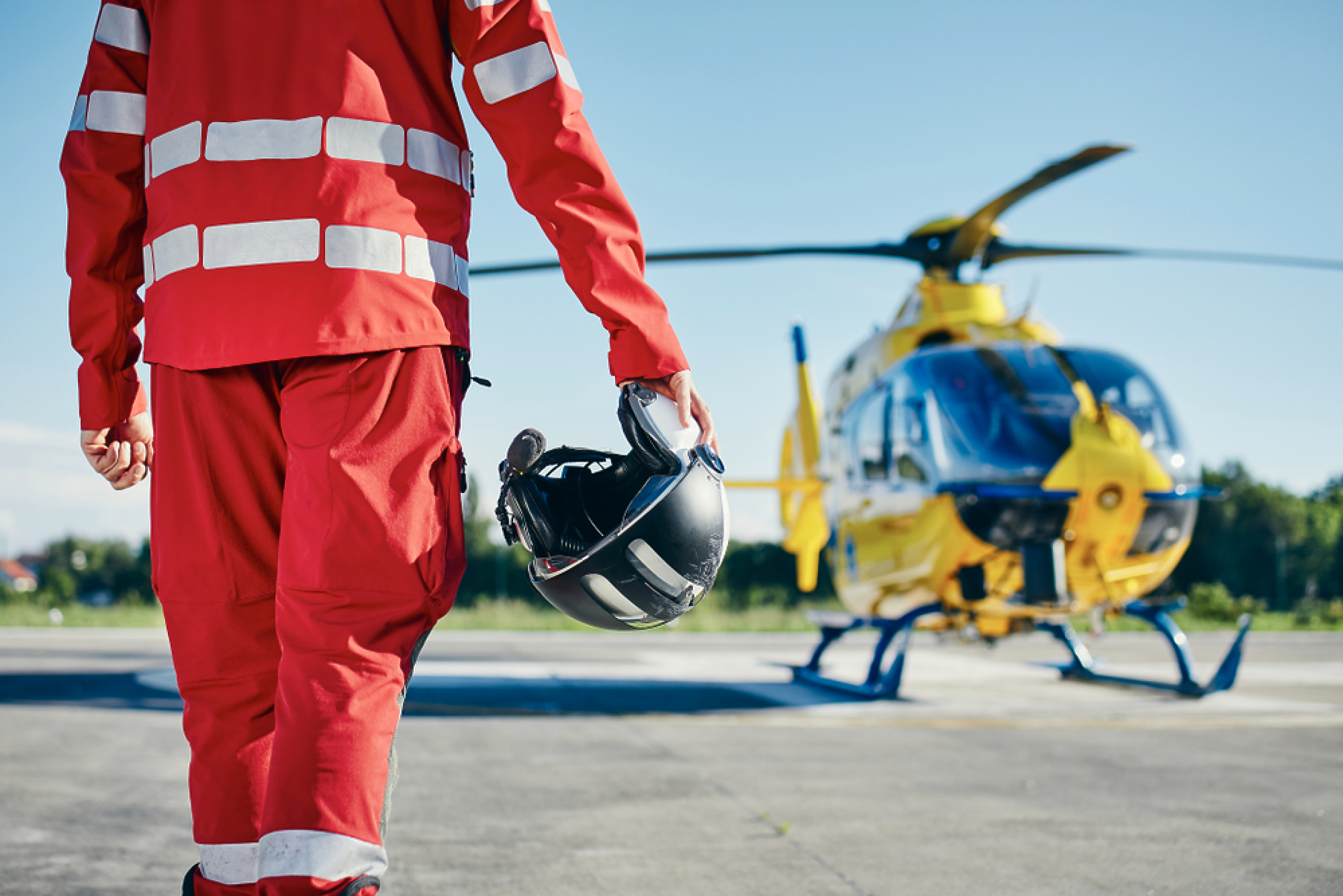 Две оферти от реномирани компании са подадени за първите два медицински хеликоптера