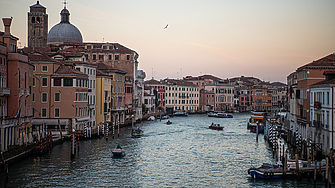 Мистерия във Венеция жителите и гостите на града осъмнаха