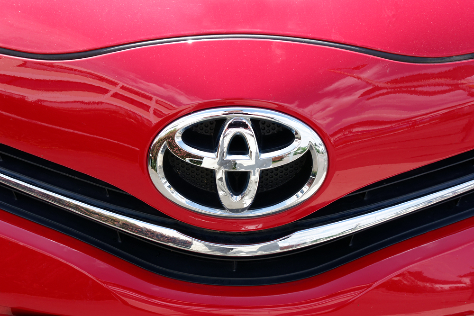 Toyota с рекордно производство на автомобили през април