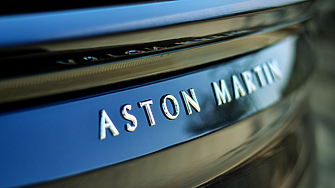 Китайската Geely става третият по големина акционер на Aston Martin