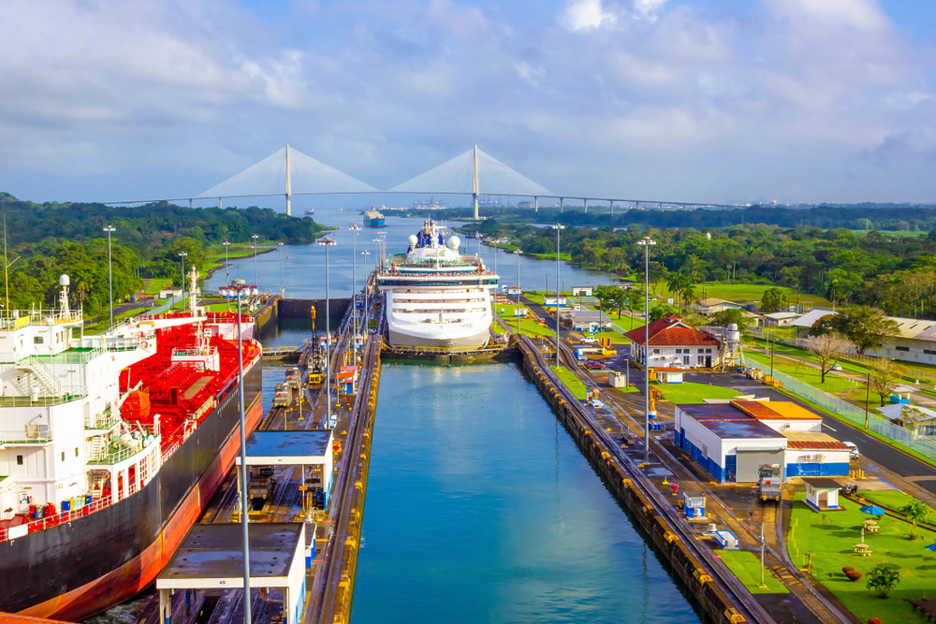 Панамският канал изчерпва водата си и последствията за световната търговия вече се усещат