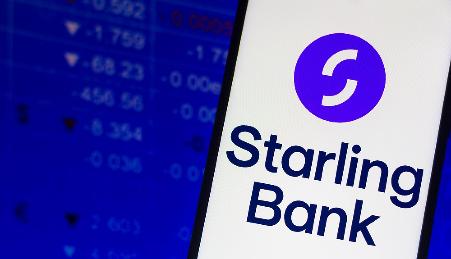 Основателката на цифровата банка Starling се оттегля от директорския пост в края на юни