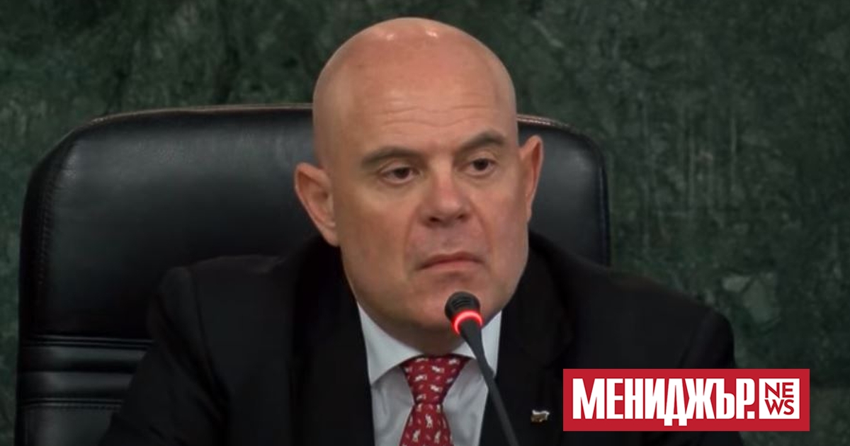 Главният прокурор Иван Гешев е поискал изслушването му пред правната