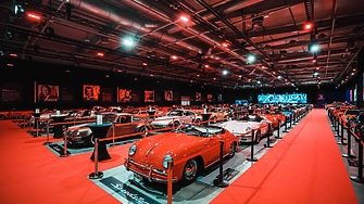 75 години невероятна история на компанията Porsche представена със 75