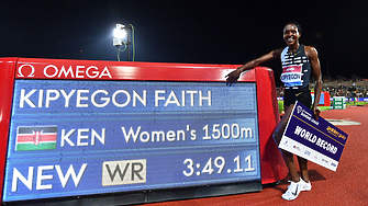 Кенийката Фейт Кипиегон постави световен рекорд в бягането на 5000