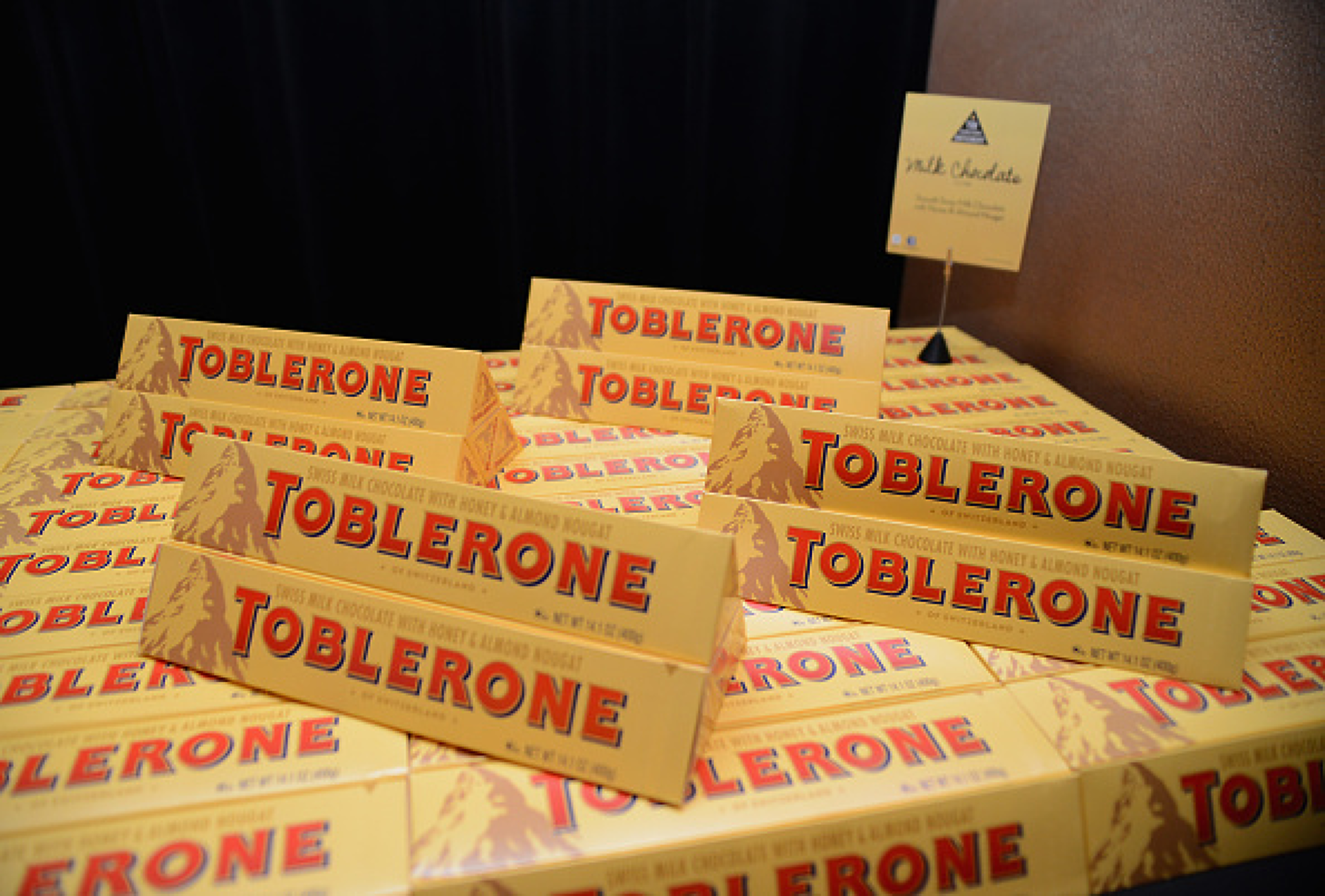 В Норвегия обявиха бойкот на производителя  на Toblerone заради отказа да напусне Русия