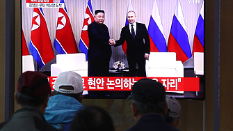 Севернокорейският лидер се зарече да се държи ръка за ръка