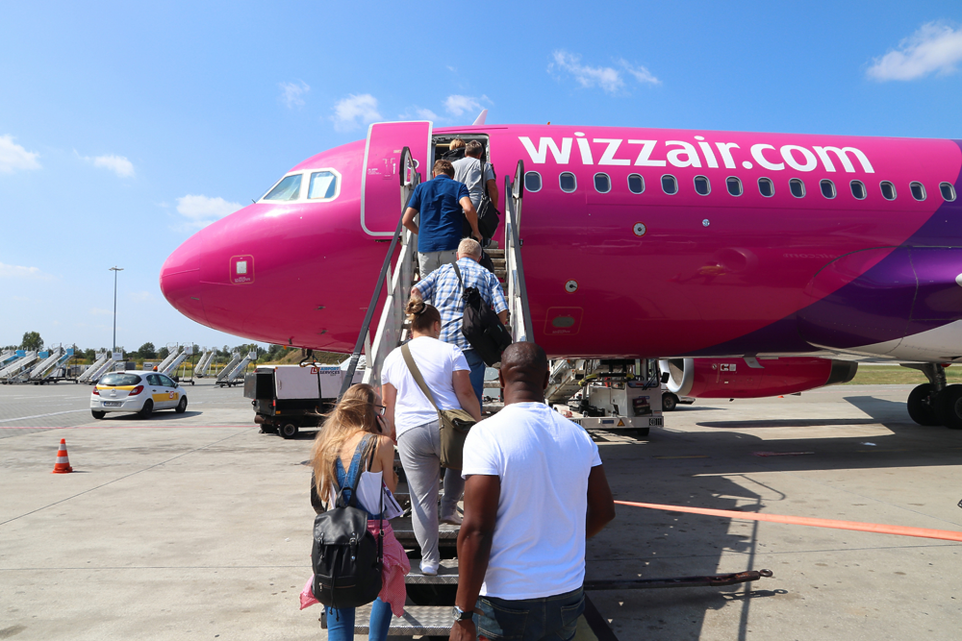  Wizz Air пуска директен полет от София до Тирана